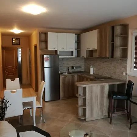 דירה Apartment Rif-3 *